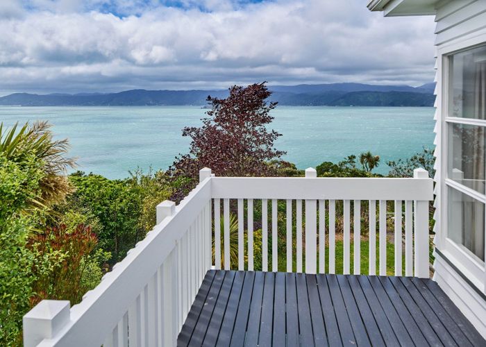  at 134 Nevay Road, Karaka Bays, Wellington
