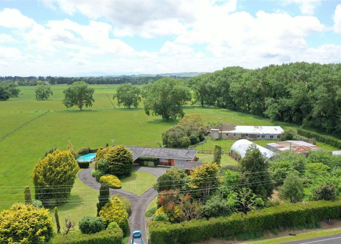  at 282 Marshmeadow Road, Hamilton