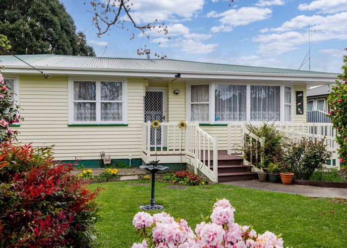  at 38 Peters Avenue, Cloverlea, Palmerston North