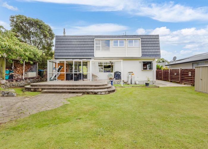  at 9 Cannon Lane, Whitby, Porirua