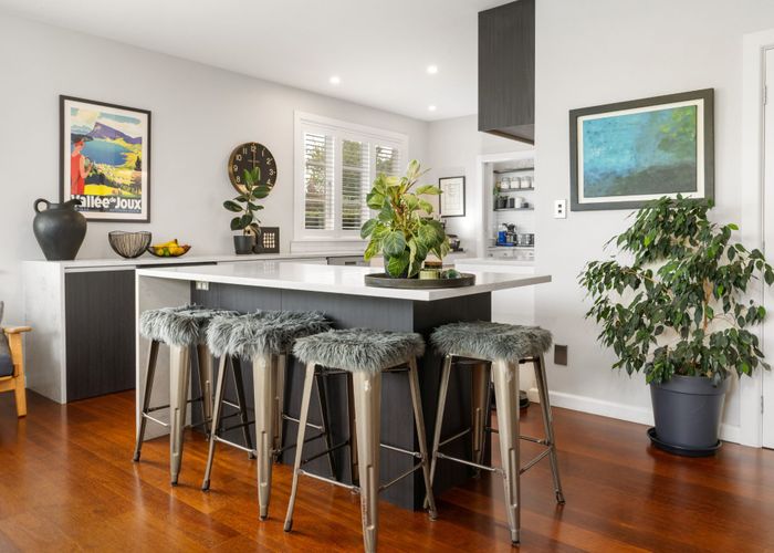  at 186 Knowles Street, St Albans, Christchurch