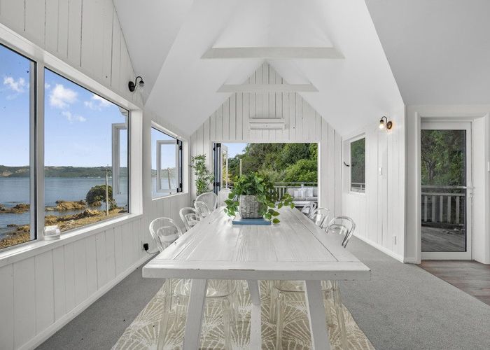  at 502 Marine Drive, Eastbourne, Lower Hutt, Wellington