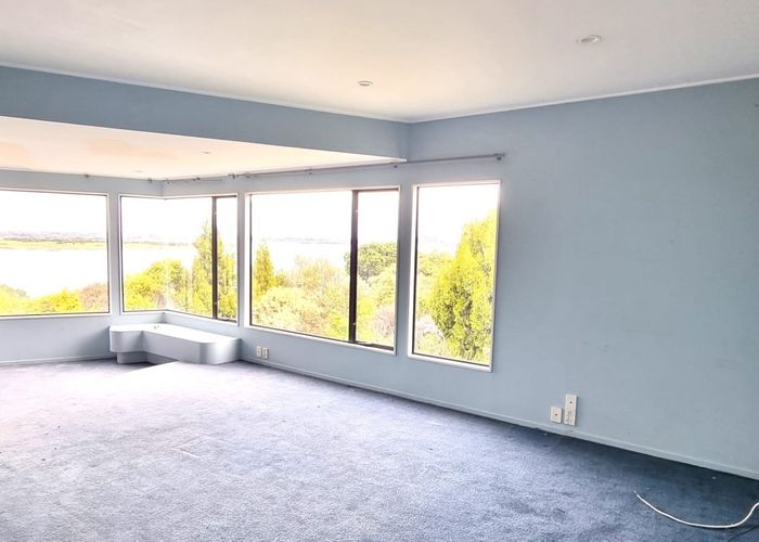  at 13 Wesley Bay Glade, Hillsborough, Auckland