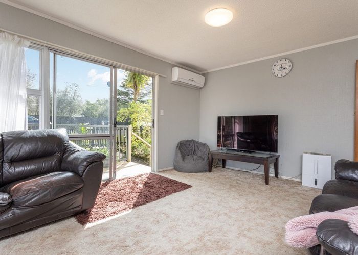  at 45 Roberts Road, Te Atatu South, Auckland