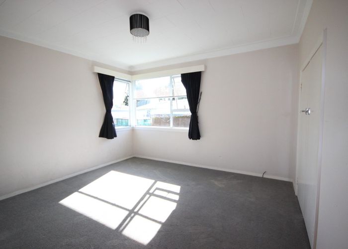  at 3 Graham Place, West End, Palmerston North