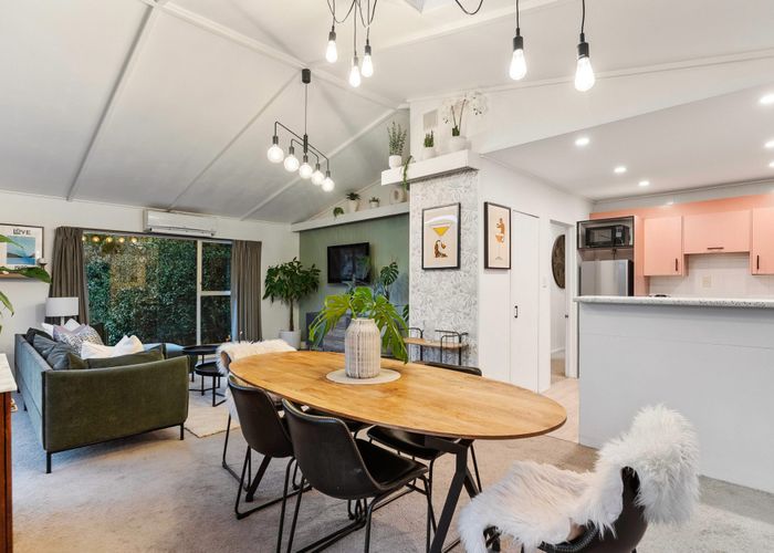  at 1C Peter Terrace, Castor Bay, North Shore City, Auckland