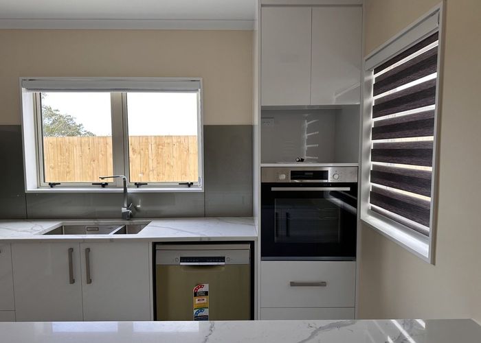  at 54A White swan Rd, Mount Roskill, Auckland City, Auckland