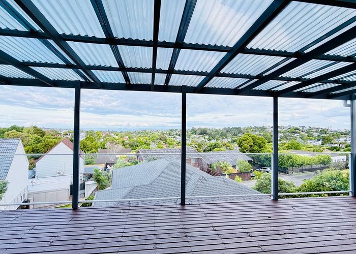  at 152 Weatherly Road, Torbay, North Shore City, Auckland