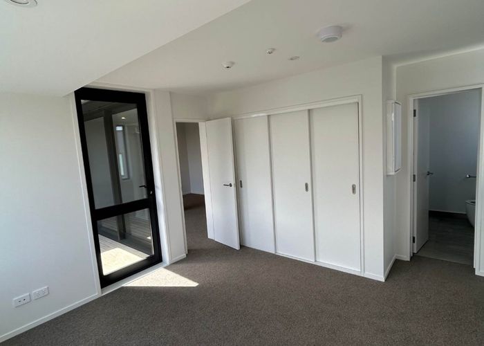  at 7/16 Treasure Lane, Te Atatu South, Waitakere City, Auckland