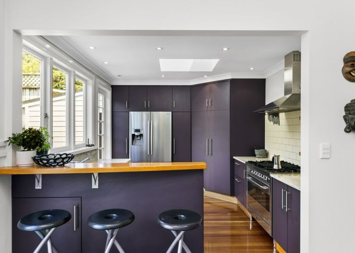  at 41 Kenya Street, Ngaio, Wellington