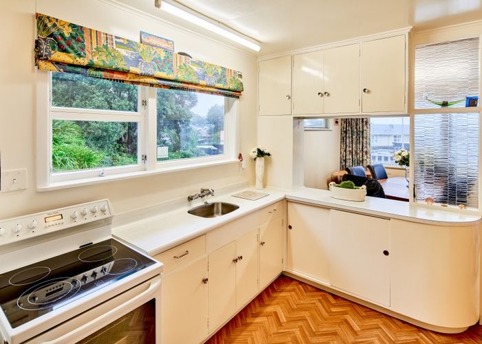  at 9 Acheron Road, Paremata, Porirua