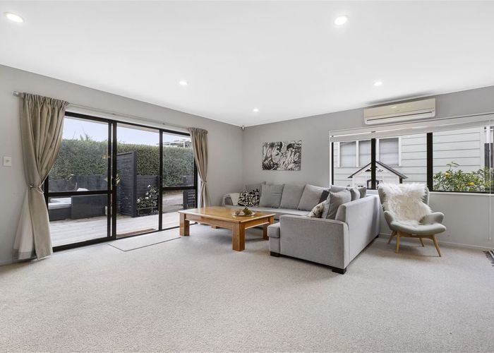  at 2/28 Rodney Street, Howick, Manukau City, Auckland