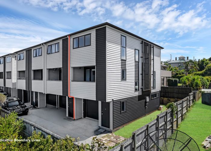  at 9/701 Hillsborough Road, Mount Roskill, Auckland City, Auckland