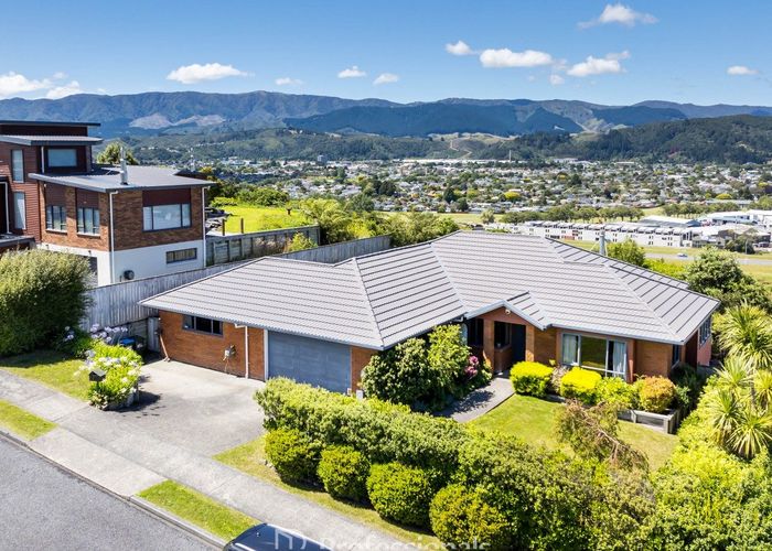  at 53 Riverstone Drive, Riverstone Terraces, Upper Hutt, Wellington