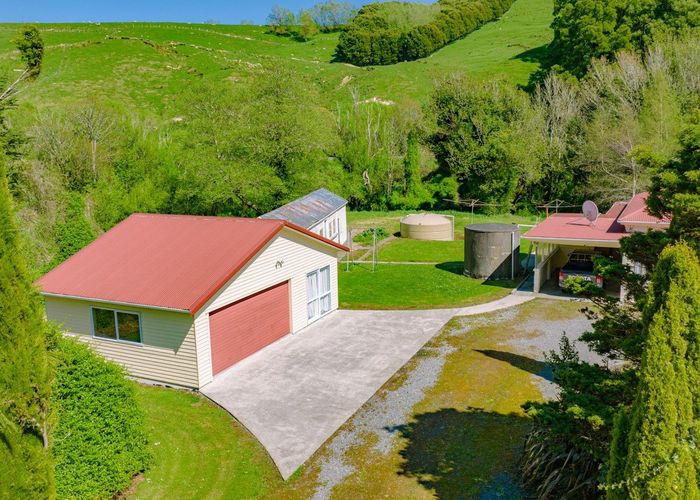  at 1881 Opaki Kaiparoro Road, Masterton