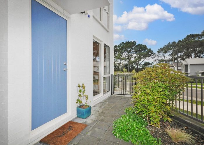  at 58 Manutewhau Road, Massey, Auckland