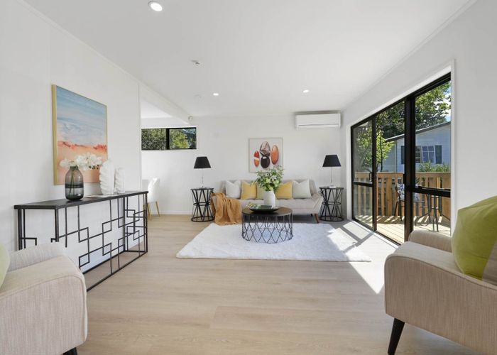  at 2/36 Borich Road, Sunnyvale, Waitakere City, Auckland