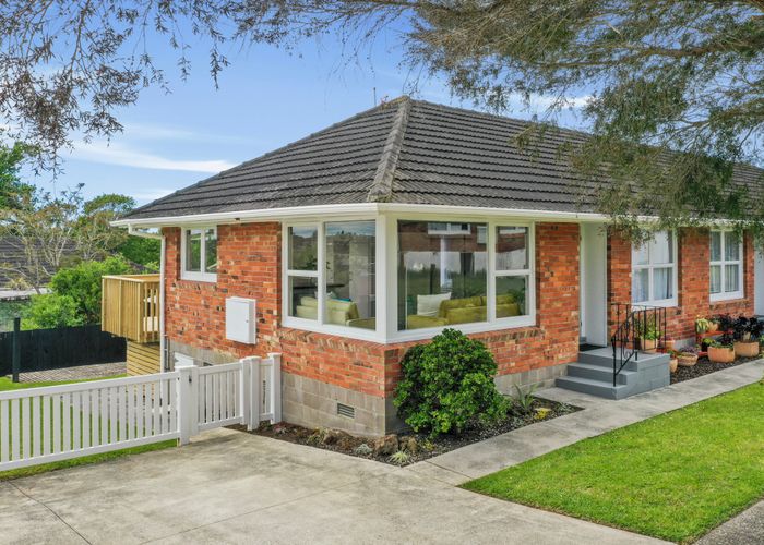  at 1/10 Liston Street, Northcote, Auckland