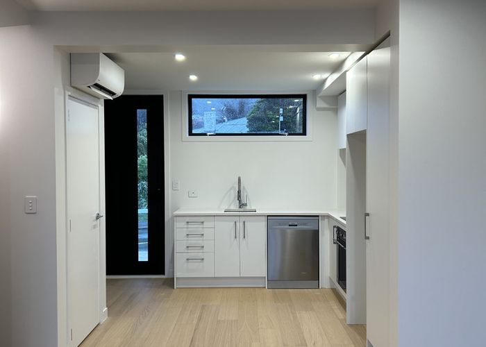  at 8/430 Karori Rd, Karori, Wellington, Wellington