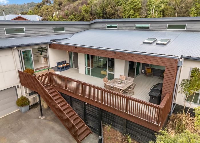  at 9 Sylvan Way, Silverstream, Upper Hutt, Wellington