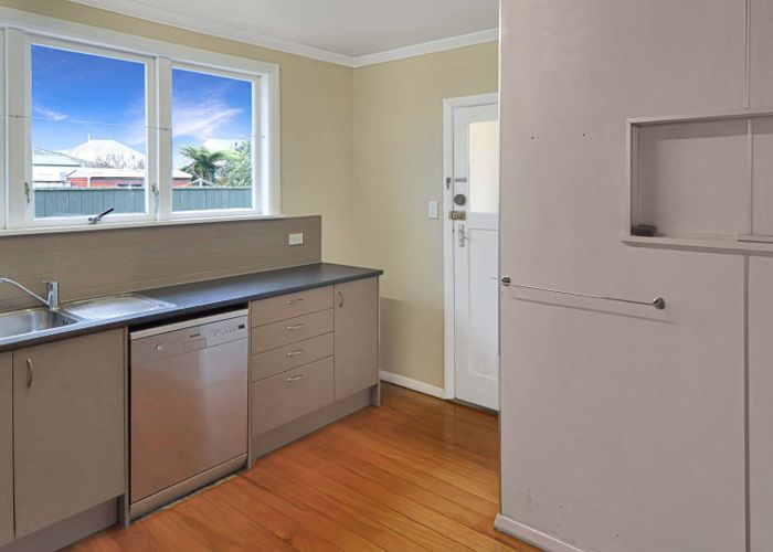  at 994 Taita Drive, Taita, Lower Hutt