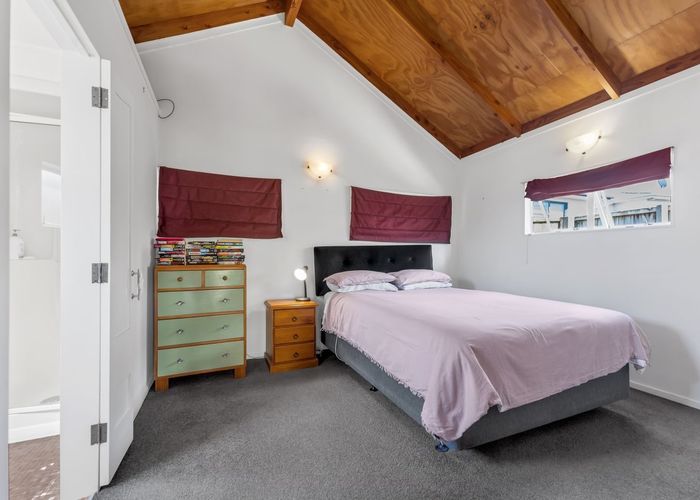  at 1/42A Forest Hill Road, Henderson, Waitakere City, Auckland