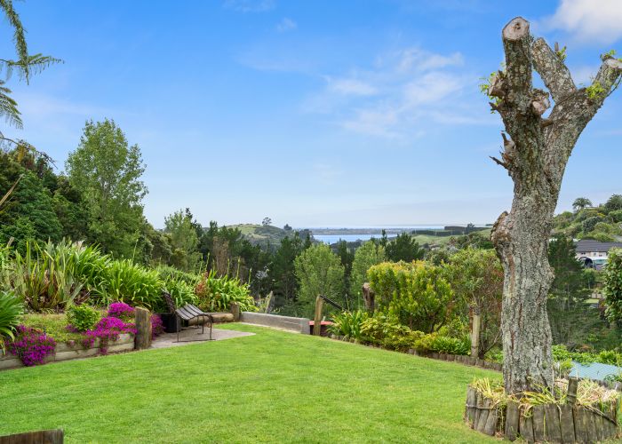  at 121E WAIKITE ROAD, Welcome Bay, Tauranga