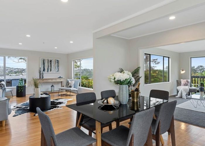  at 8 Holt Avenue, Torbay, Auckland