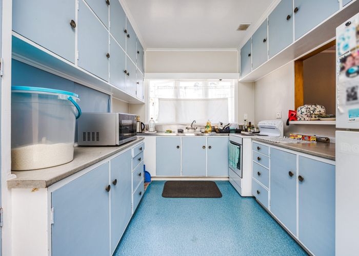  at 1/144 Kolmar Road, Papatoetoe, Auckland