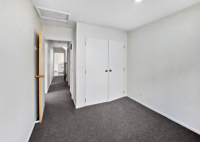  at 2/104 Mandeville Street, Riccarton, Christchurch City, Canterbury