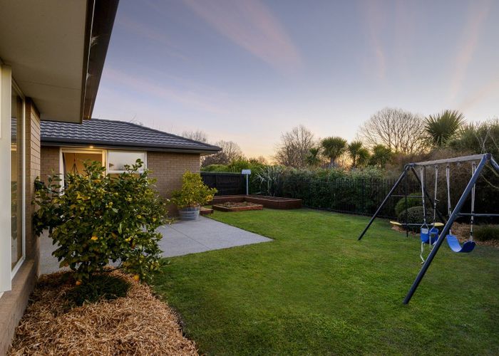  at 14 Kilkivan Lane, Broomfield, Christchurch