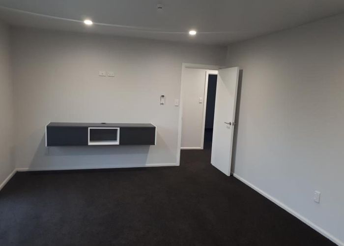  at 1/113 Avonhead Road, Avonhead, Christchurch