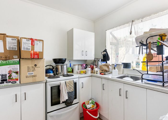  at 91 Etherton Drive, Weymouth, Auckland