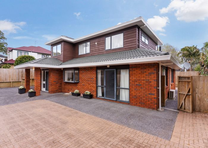  at 2/12 Oak Street, Royal Oak, Auckland City, Auckland
