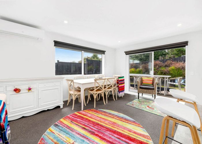  at 8 Seventh View Avenue, Beachlands, Manukau City, Auckland