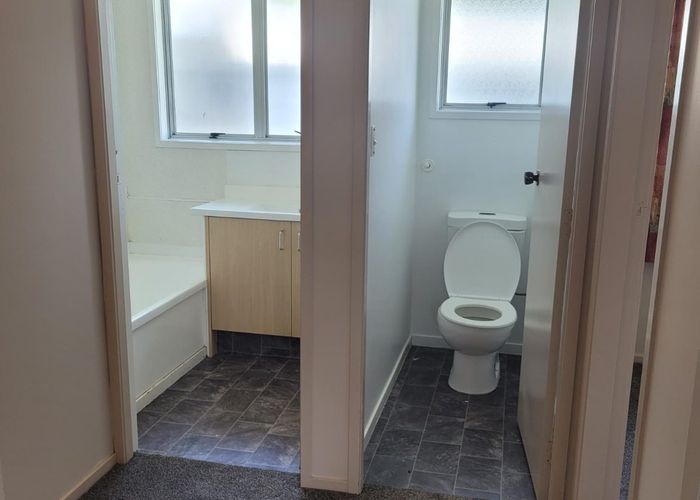  at 16a Matthew place, Kawaha Point, Rotorua, Bay Of Plenty