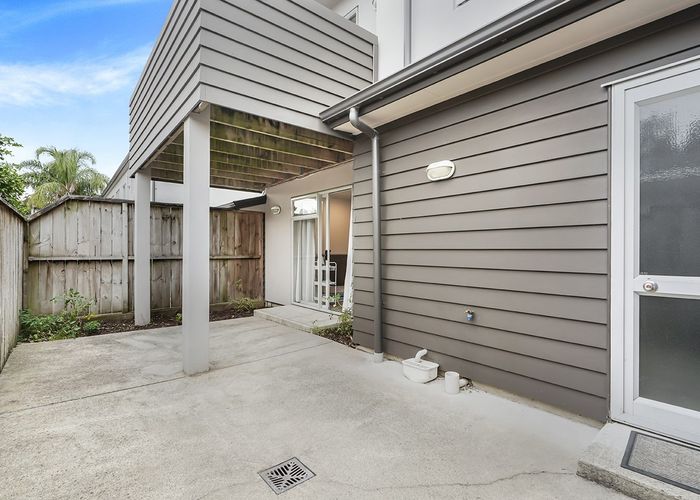  at 15C Charlemont Street, Whitiora, Hamilton, Waikato