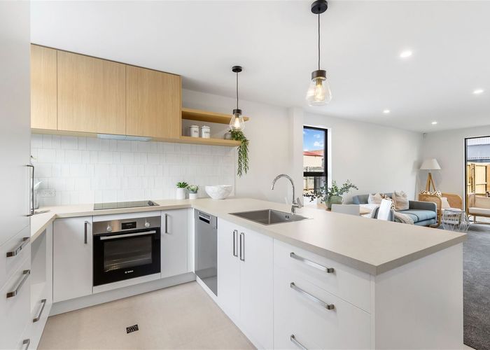  at 2/40 Hastings Street West, Sydenham, Christchurch City, Canterbury