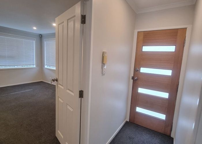  at 95 Everglade Drive, Totara Heights, Manukau City, Auckland