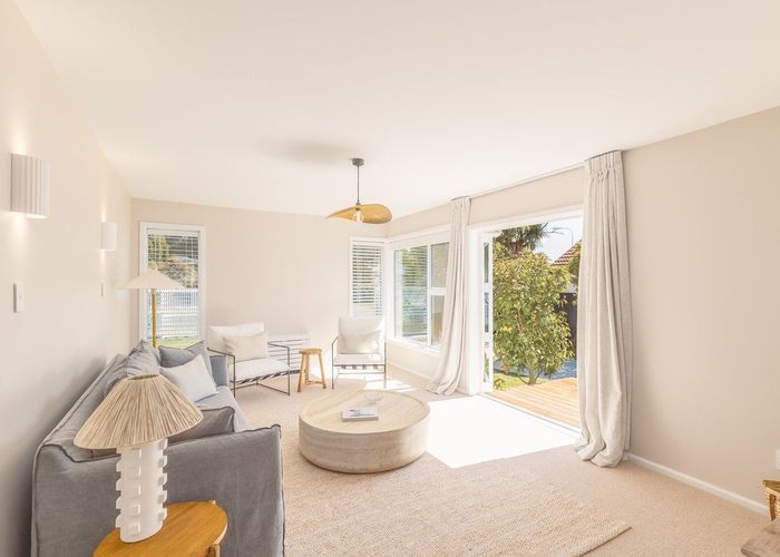  at 9 Soleares Avenue, Mount Pleasant, Christchurch City, Canterbury