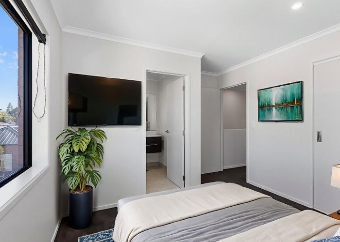  at 9/6 Fend Street, Chartwell, Hamilton, Waikato