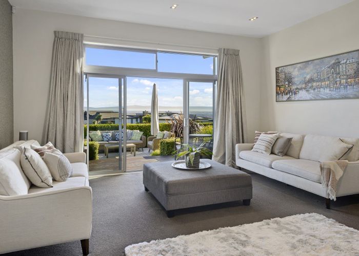  at 9 Rock Hill Drive, Kennedys Bush, Christchurch