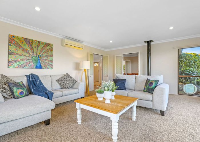  at 2/77 Harvey Street, Waipahihi, Taupō