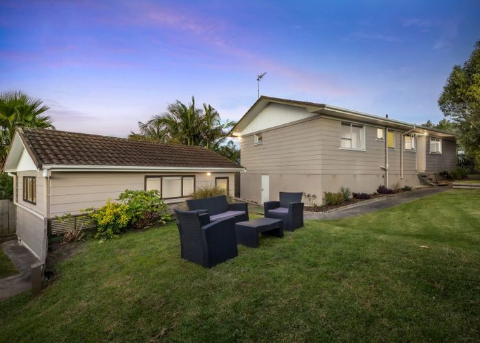  at 6 Spinella Drive, Bayview, North Shore City, Auckland