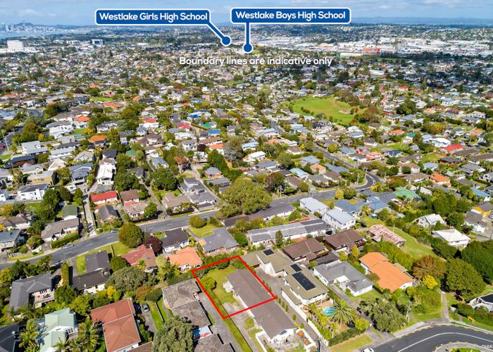  at 2/10 Richards Avenue, Forrest Hill, Auckland