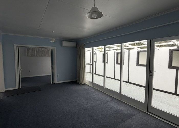  at 130a Main Road South, Raumati Beach, Kapiti Coast, Wellington