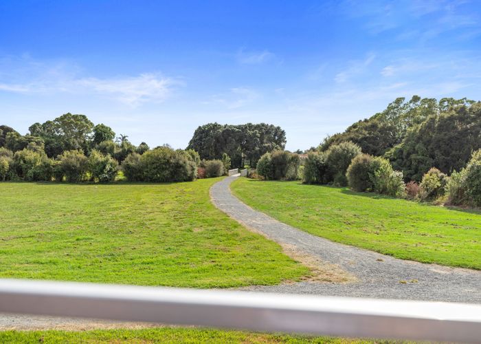  at 24 Carrington Drive, Papamoa Beach, Papamoa