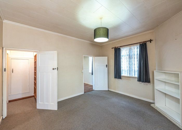  at 10 Cavell Place, Gonville, Whanganui