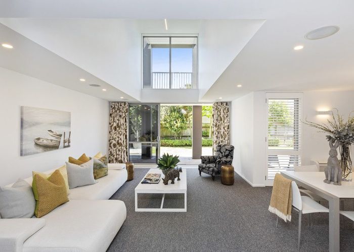  at 17 Helmores Lane, Merivale, Christchurch