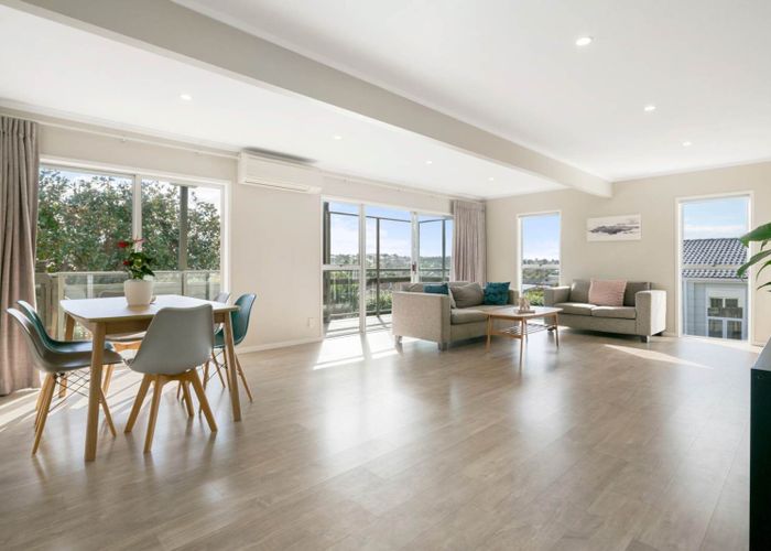  at 73 Alton Avenue, Hillcrest, North Shore City, Auckland
